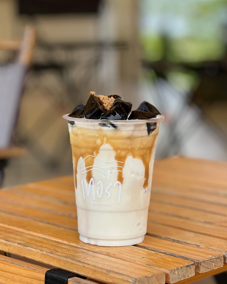 top 7+ คาเฟ่วังน้ำเขียว 2567 ร้านลับ ร้านเปิดใหม่ ริมน้ำ วิวสวย