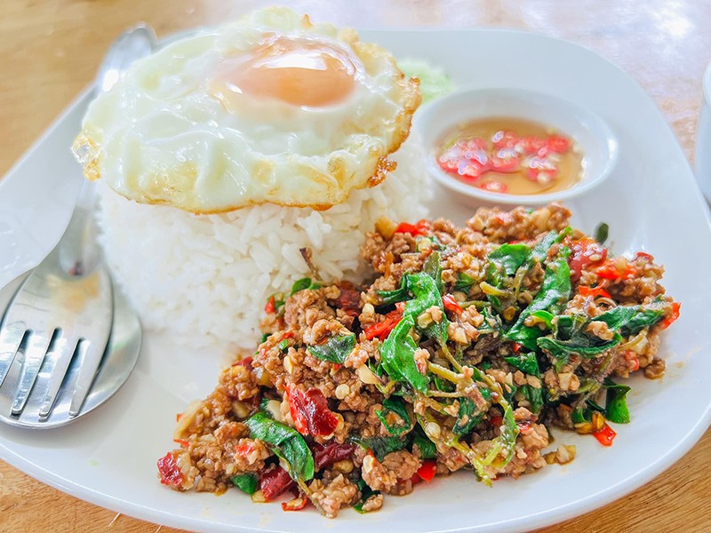 top 7+ คาเฟ่วังน้ำเขียว 2567 ร้านลับ ร้านเปิดใหม่ ริมน้ำ วิวสวย