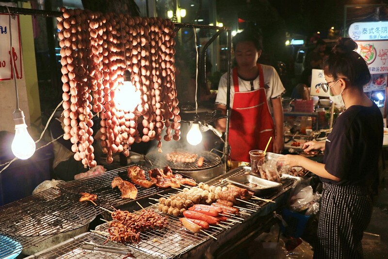 ดอยม่อนแจ่ม, ดอยหลวงเชียงดาว, ดอยอ่างขาง, ดอยอินทนนท์, ถนนคนเดินท่าแพ, ถนนคนเดินวัวลาย, ถนนช้างม่อยเก่า, ที่เที่ยวเชียงใหม่, ที่เที่ยวเชียงใหม่ 2024, ที่เที่ยวเชียงใหม่ 2567, ที่เที่ยวเชียงใหม่ อำเภอเมือง, ที่เที่ยวเมืองเชียงใหม่, นิมมาน, นิมมานเหมินทร์, บ้านป่าบงเปียง, ประตูท่าแพ, พระตำหนักภูพิงคราชนิเวศน์, ม่อนแจ่ม, วัดพระธาตุดอยสุเทพ, วัดพระสิงห์, วัดพระสิงห์ วรมหาวิหาร, วัดศรีสุพรรณ, วัดอุโมงค์ สวนพุทธธรรม, วัดอุโมงค์ เชียงใหม่, วัดเจดีย์หลวงวรวิหาร, สวนพฤกษศาสตร์สมเด็จพระนางเจ้าสิริกิติ์, สวนพฤกษศาสตร์เชียงใหม่, สวนสัตว์เชียงใหม่, ห้วยน้ำดัง, เชียงใหม่, เชียงใหม่ที่เที่ยว, เที่ยวเชียงใหม่, เที่ยวเชียงใหม่ 2024, เที่ยวเชียงใหม่ 2567, เมืองเชียงใหม่, แม่กำปอง, top 30+ ที่เที่ยวเชียงใหม่ อัปเดต [กรกฎาคม 2024] เที่ยวฟิน เคล้าลมหนาว