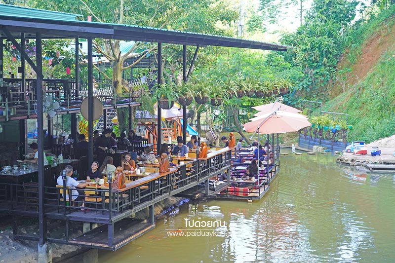 คาเฟ่ม่อนแจ่ม, ฮิมน้ำแม่จะ, คาเเฟ่แม่ริม, ร้านกาแฟม่อนแจ่ม, ฮิมน้ำแม่จะ คาเฟ่น่ารักสีสันสดใส