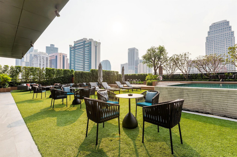 carlton hotel bangkok sukhumvit โรงแรมหรู 5 ดาว ใจกลางย่านสุขุมวิท