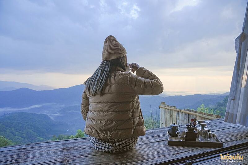 ดอยม่อนเงาะ, เที่ยวแม่แตง, จูเลี๊ยะแคมป์, จูเลี๊ยะแคมป์ ม่อนเงาะ ที่พักวิวเขา ชมหมอกสวยจากหน้าบ้าน