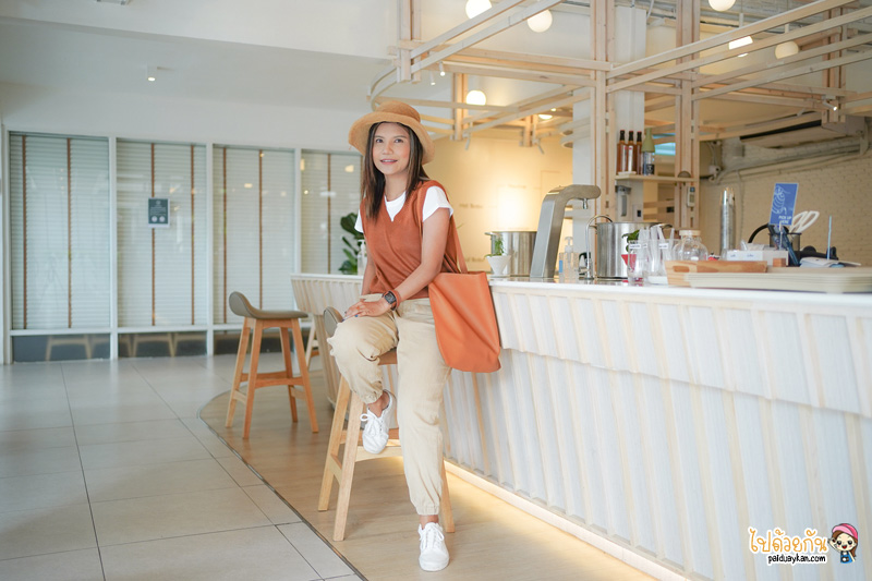 ร้านกาแฟโชคชัยสี่, คาเฟ่โชคชัยสี่, hario café  โชคชัยสี่, hario คาเฟ่โชคชัย 4 ในสไตล์ญี่ปุ่น