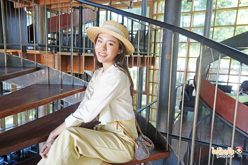 ร้านอาหารอยุธยา, คาเฟ่อยุธยา, ร้านกุ้งแม่น้ำอยุธยา, the wine ayudhya, the wine ayudhya  ร้านอาหารสุดล้ำ แปลกตา กุ้งเผาอร่อย