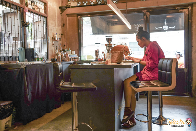 ร้านกาแฟนครศรีธรรมราช, คาเฟ่นครศรีธรรมราช, coffeegrapher นครศรี, coffee grapher  คาเฟ่ลับสไตล์ดิบเท่ แห่งเมืองนครฯ