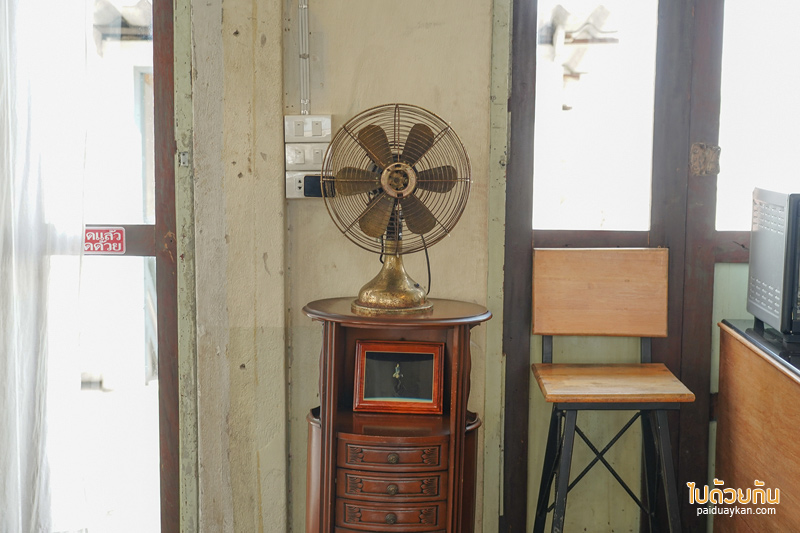 คาเฟ่ลำพูน, ร้านกาแฟลำพูน, ยาน ลำพูน, ยาน ลำพูน คาเฟ่สุดเก๋าสไตล์วินเทจเรโทร