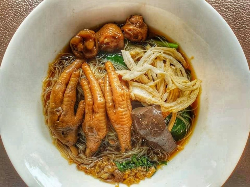 ก๋วยเตี๋ยวไก่มะระ : 13 ร้านก๋วยเตี่ยวไก่มะระ แต่ละร้านบอกเลยว่าเด็ด!