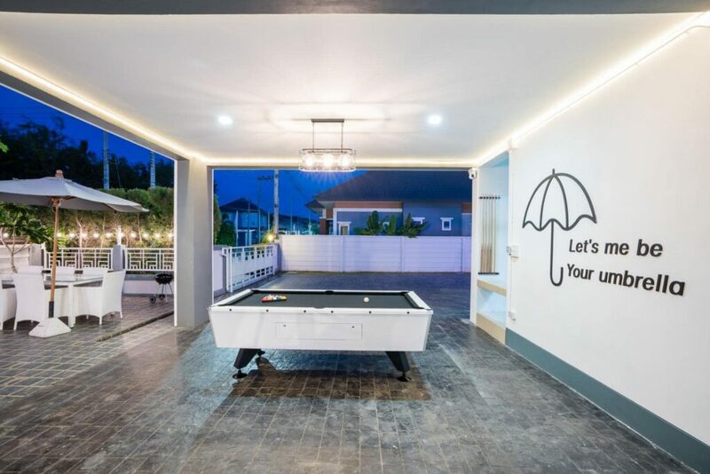 umbrella poolvilla pattaya มีความกว้างขวาง พักได้ 8 คน