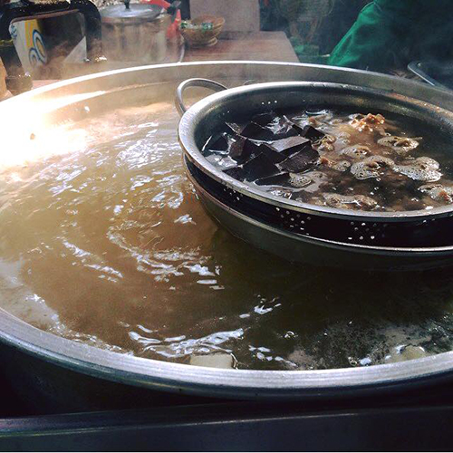 top 6+ ร้านก๋วยเตี๋ยวปากหม้อ หลายไส้ หลายรส เข้มข้นครบเครื่อง ชามเดียวไม่เคยพอ