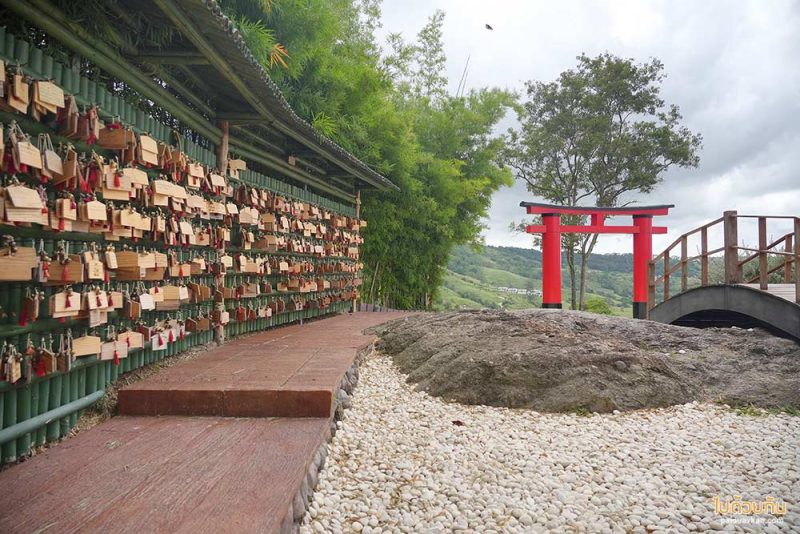 เขาค้อ, เที่ยวเขาค้อ, ร้านกาแฟภูแก้วพีค, จุดชมวิวอุ้งมือยักษ์เขาค้อ, ภูแก้วพีค ร้านกาแฟวิวดี เขาค้อ