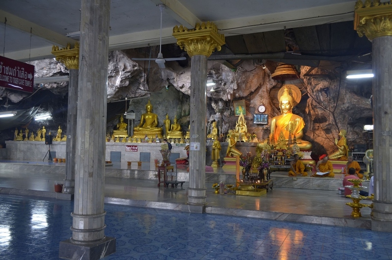 กระบี่, กระบี่ 2024, กระบี่ 2567, จังหวัดกระบี่, ถนนคนเดินกระบี่, ถ้ำพญานาค, ถ้ำพระนาง, ถ้ำไวกิ้ง, ทะเลอันดามัน, ทะเลแหวก กระบี่, ทะเลแหวก อ่าวนาง, ท่าปอมคลองสองน้ํา, ที่เที่ยวกระบี่, ที่เที่ยวกระบี่ 2567, ที่เที่ยวลับ กระบี่, น้ำตกร้อนคลองท่อม, พีพี, วัดคลองท่อม, วัดถ้ำเสือ, วัดถ้ำเสือ กระบี่, สระมรกต, หมู่เกาะพีพี, หมู่เกาะห้า, หมู่เกาะเหลาบิเละ, หาดต้นไทร, หาดพระนาง, หาดอ่าวนาง, หาดไร่เลย์, อ่าวมาหยา, เกาะทับ, เกาะปอดะ, เกาะพีพี, เกาะพีพีดอน, เกาะพีพีเล, เกาะรอก, เกาะลันตา, เกาะลันตาน้อย, เกาะลันตาใหญ่, เกาะหม้อ, เกาะห้อง, เกาะไก่, เกาะไม้ไผ่, เขาขนาบน้ำ, เขาผาค้อม, เที่ยวกระบี่, เที่ยวกระบี่ 2024, เที่ยวกระบี่ 2567, ไร่เลย์, top 20+ ที่เที่ยวกระบี่ [กรกฎาคม 2024] ความงดงามแห่งอันดามัน ตะลุยชมเกาะแห่งสรวงสวรรค์