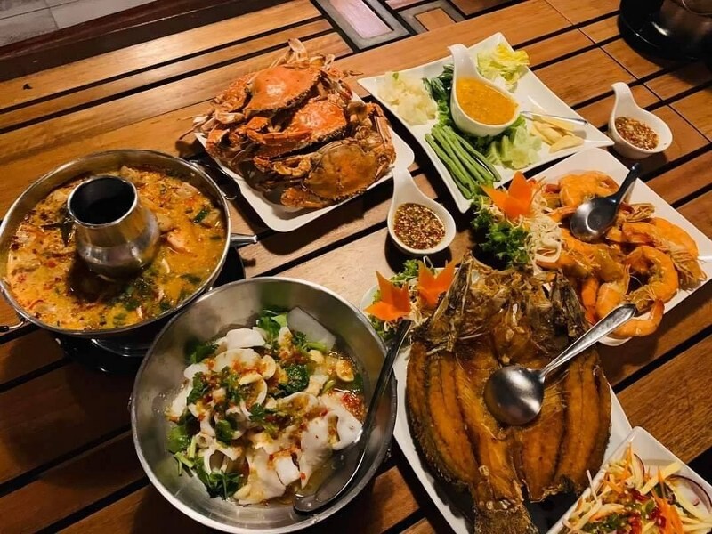 ระยอง, top 10+ โฮมสเตย์ระยอง 2567 บ้านเป็นหลัง นอนชิล กินปู บุฟเฟ่ต์อาหารทะเล ราคาถูก