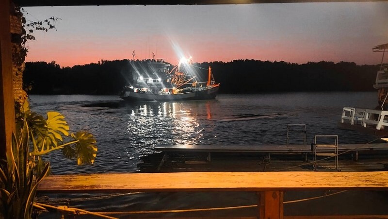 ระยอง, top 10+ โฮมสเตย์ระยอง 2567 บ้านเป็นหลัง นอนชิล กินปู บุฟเฟ่ต์อาหารทะเล ราคาถูก