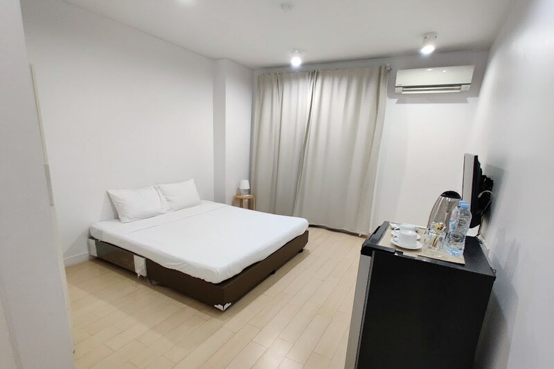 ที่พัก ใกล้สนามบินสุวรรณภูมิ, ที่พัก ใกล้สุวรรณภูมิ, ที่พักลาดกระบัง, ที่พักสุวรรณภูมิ, ที่พักสุวรรณภูมิ 2024, ที่พักสุวรรณภูมิ 2567, ที่พักใกล้สนามบินสุวรรณภูมิ มีรถรับส่งฟรี, ที่พักใกล้สุวรรณภูมิ, ที่พักใกล้สุวรรณภูมิ 2024, ที่พักใกล้สุวรรณภูมิ 2567, ที่พักใกล้สุวรรณภูมิ มีรถรับส่ง, ลาดกระบัง, สนามบินสุวรรณภูมิ, โรงแรม ลาดกระบัง, โรงแรม แถวสุวรรณภูมิ, โรงแรม ใกล้สนามบิน, โรงแรม ใกล้สนามบินสุวรรณภูมิ, โรงแรม ใกล้สุวรรณภูมิ, โรงแรมสนามบินสุวรรณภูมิ, โรงแรมใกล้สนามบินสุวรรณภูมิ มีรถรับส่งฟรี, โรงแรมใกล้สุวรรณภูมิ 2567, top 15+ โรงแรม ใกล้สนามบินสุวรรณภูมิ [กรกฎาคม 2024] เดินทางสะดวก มีบริการรับ-ส่ง สนามบิน