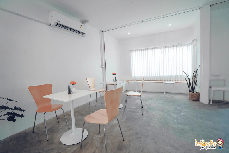 ร้านกาแฟนครนายก, sleek cafe นครนายก, ร้านกาแฟองครักษ์, sleek cafe คาเฟ่สไตล์มินิมอล ย่านองค์รักษ์