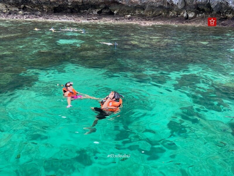 airasia, flyairasia, จวนวาร์ปไปแอ่วกับแอร์เอเชีย, ซอยรมณีย์, ตะลอนทั่วไทยไปกับแอร์เอเชีย, บินตรงชียงใหม่ไปภูเก็ต, บินตรงเชียงใหม่ภูเก็ต, อ่าวมาหยา, เกาะพีพี, เกาะไข่, เขารัง, เชียงใหม่ไปภูเก็ต, เที่ยวเชียงใหม่กับแอร์เอเชีย, แหลมพรหมเทพ, แอร์เอเชีย, แอร์เอเชีย ภูเก็ต, แอร์เอเชีย เชียงใหม่, บินตรงเชียงใหม่-ภูเก็ต กินเที่ยวอย่างเด็ดกับน้องมาโก ไปกับ แอร์เอเชีย