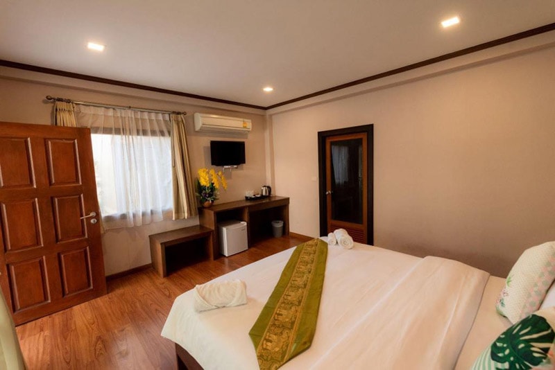 เที่ยวอยุธยา, ที่พักอยุธยา, ที่พักอยุธยาริมน้ำ, top 15+ ที่พักอยุธยา 2024 พัก 1 คืน ไหว้พระ แวะคาเฟ่ จัดเต็ม