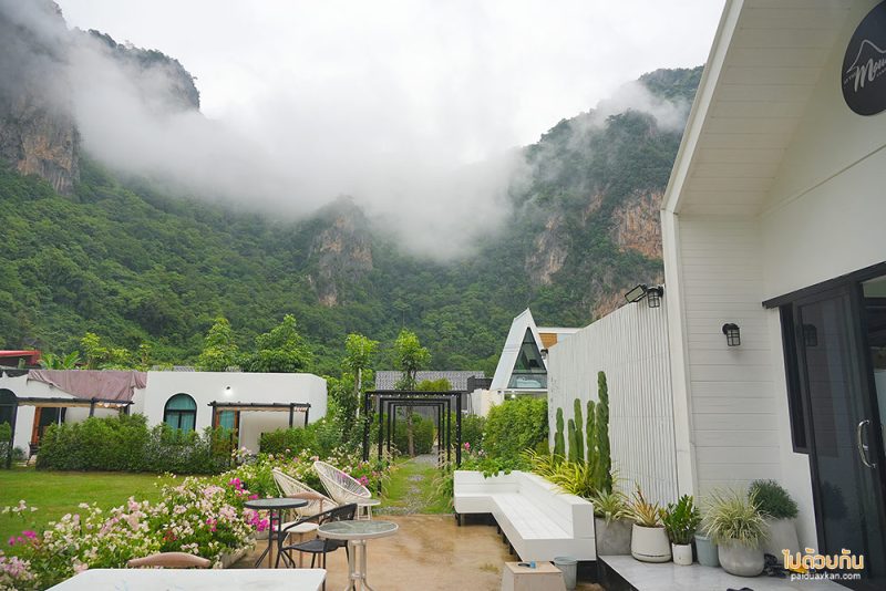 ที่พักอุทัยธานี, at the moment, เที่ยวอุทัยธานี, หุบป่าตาด, at the mountain ที่พักหุบป่าตาด สไตล์มินิมอล วิวภูเขา