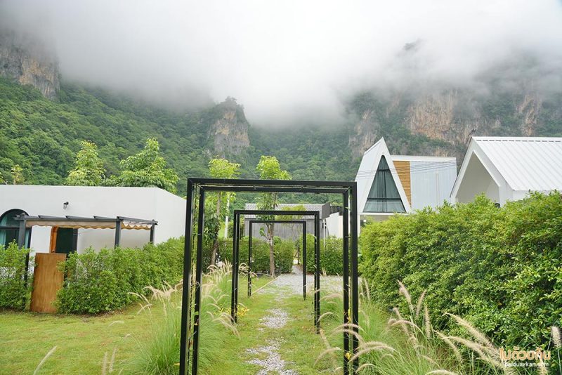 ที่พักอุทัยธานี, at the moment, เที่ยวอุทัยธานี, หุบป่าตาด, at the mountain ที่พักหุบป่าตาด สไตล์มินิมอล วิวภูเขา