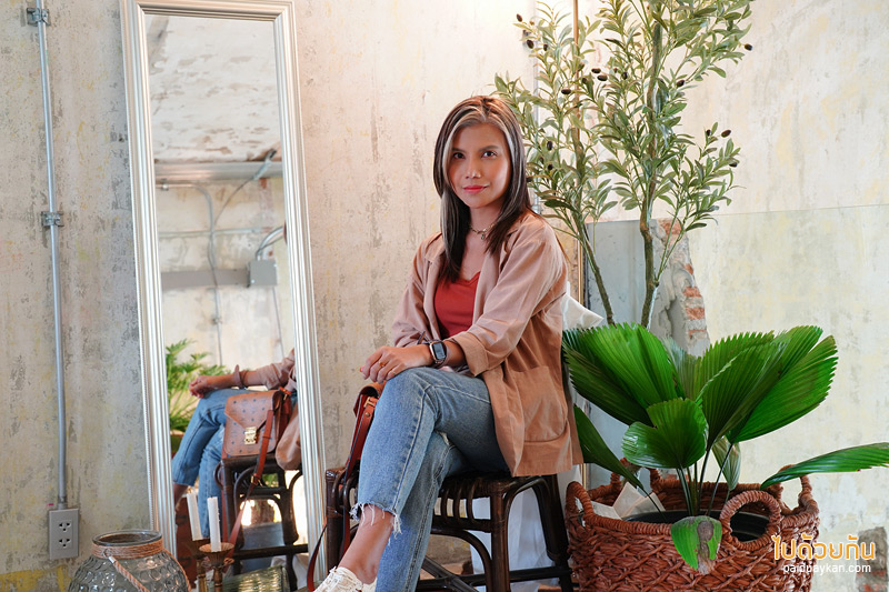 คาเฟ่โชคชัยสี่, yellow teeth, คาเฟ่ลาดพร้าว, yellow teeth sip n’ snap  คาเฟ่วินเทจสุดเท่ รสชาติพรีเมียม