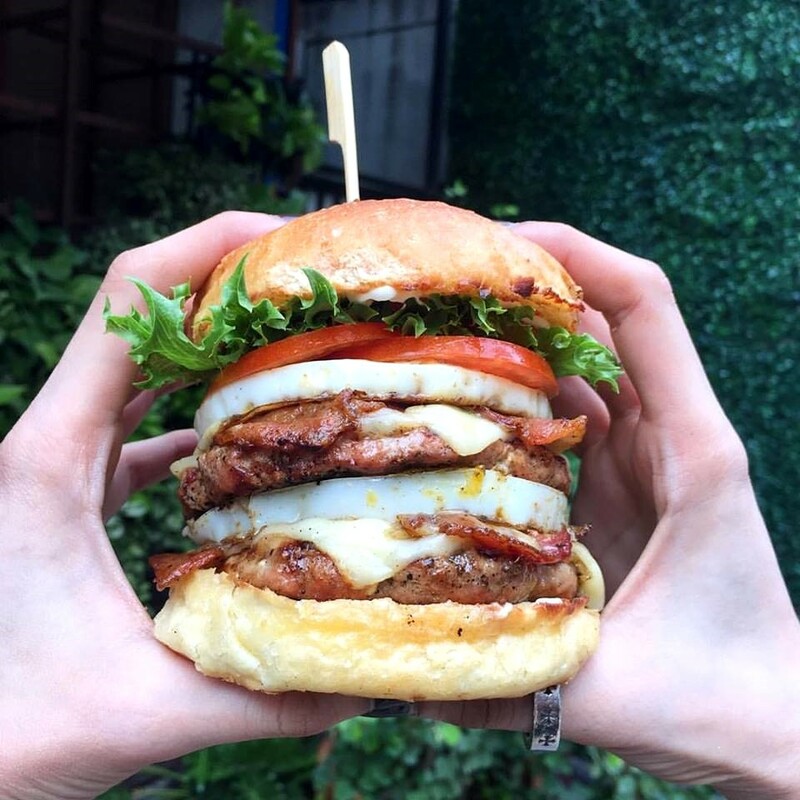 รวมพิกัด 6 ร้านเบอร์เกอร์ชิ้นใหญ่ยักษ์ อร่อยไส้ทะลักเต็มคำ