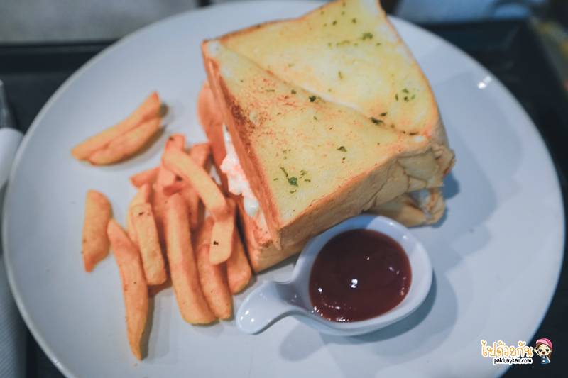 คาเฟ่ศรีราชา, ศรีราชา, common room stylish  ศรีราชา