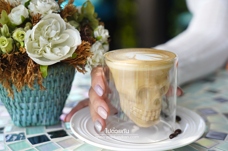 ร้านกาแฟเขาใหญ่, คาเฟ่เขาใหญ่, เขาใหญ่, doctor coffee เขาใหญ่, doctor coffee khaoyai, doctor coffee เขาใหญ่ จิบเครื่องดื่ม ชมสวน ถ่ายภาพฟุ้งฟิ้ง