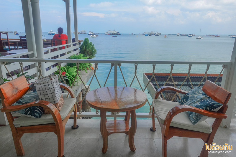 banlay home café คาเฟ่ริมทะเล สุดโฮมมี่   