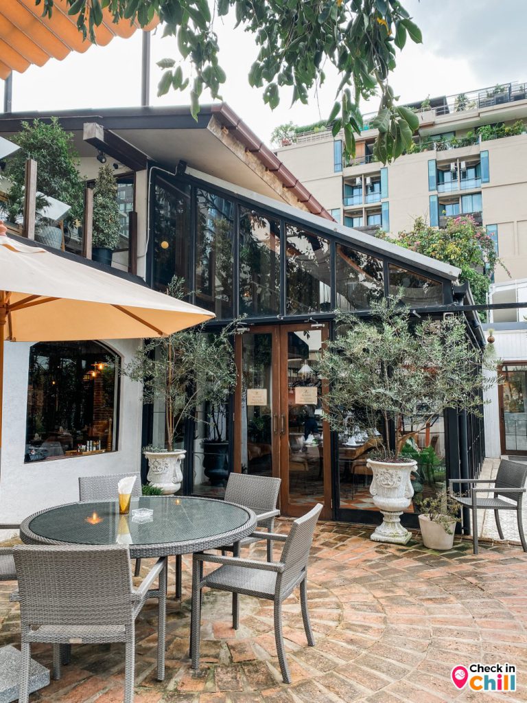 caffe olives, l&039;oliva, olives, olives cafe, คาเฟ่ กรุงเทพ, คาเฟ่ ทองหล่อ, คาเฟ่ โอลีฟ, คาเฟ่ย่าน สุขุมวิท, คาเฟ่ย่านทองหล่อ, คาเฟ่สุขุมวิท, คาเฟ่สไตล์อิตาเลี่ยน, คาเฟ่ใกล้ฉัน, โลลิว่า, โอลีฟ คาเฟ่, รีวิว ร้าน caffe olives คาเฟ่และร้านอาหารโฮมมี่สไตล์อิตาเลียน อร่อยเด็ด สุดปัง ย่านสุขุมวิท