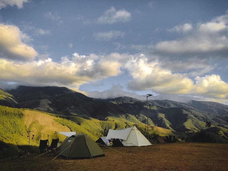 bali nan, kew muang basecamp, กระซิบรักบรรลือโลก, กาดข่วงเมืองน่าน, กาแฟบ้านไทยลื้อ, กิ่วม่วง เบสแคมป์, คอกเสือ, คาเฟ่จังหวัดน่าน, คาเฟ่หยุดเวลา, จุดชมวิว 1715, จุดชมวิวสะปัน, ซุ้มอุโมงค์ลีลาวดี น่าน, ดอยภูคา, ดอยสกาด, ดอยเสมอดาว, ถนนคนเดินเมืองน่าน, ถนนลอยฟ้า, ถนนหมายเลข 1081, ถนนหมายเลข 3, ที่เที่ยว, ที่เที่ยวจังหวัดน่าน, ที่เที่ยวน่าน, ที่เที่ยวน่าน 2023, ที่เที่ยวน่าน2566, ที่เที่ยวใกล้ฉัน, นาขั้นบันได, นาตาทา, นาตาทา cafe & farm stay, น้ำตกสะปัน, บ่อเกลือ, บ่อเกลือ สินเธาว์, บ้านห้วยหมี, บ้านเปียงซ้อ, บ้านเวร, บาหลี น่าน, บาหลี น่าน bali nan, ประตูสวรรค์ น่าน, ปัว, พระธาตุแช่แห้ง น่าน, พระบรมธาตุแช่แห้ง, พิพิธภัณฑสถานน่าน, ฟาร์มเห็ดบ้านหัวน้ำ, ภูแววิว, ม่อนสกาด, ม่อนสกาด คาเฟ่ & ฟาร์มเสตย์, ร้านกาแฟดอยกว่าง, วัดพระธาตุเขาน้อย, วัดภูมินทร์, วัดมิ่งเมือง, สะปัน, หมู่บ้านสะปัน, หยุดเวลาคาเฟ่, ห้วยหมี, หอศิลป์ริมน่าน, อุทยานแห่งชาติขุนน่าน, อุทยานแห่งชาติศรีน่าน, เที่ยวน่าน 2023, เที่ยวน่าน 2566, เวนิส บ้านเวร, เสาดินนาน้อย, เสาดินนาน้อยคอกเสือ, ไร่ปางแกะ, top 25+ ที่เที่ยวน่าน [กรกฎาคม 2024] ใช้ชีวิตสโลว์ไลฟ์ ดื่มด่ำบรรยากาศ ชื่นชมธรรมชาติสุดฟิน