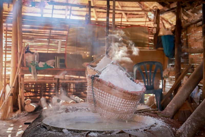 bali nan, kew muang basecamp, กระซิบรักบรรลือโลก, กาดข่วงเมืองน่าน, กาแฟบ้านไทยลื้อ, กิ่วม่วง เบสแคมป์, คอกเสือ, คาเฟ่จังหวัดน่าน, คาเฟ่หยุดเวลา, จุดชมวิว 1715, จุดชมวิวสะปัน, ซุ้มอุโมงค์ลีลาวดี น่าน, ดอยภูคา, ดอยสกาด, ดอยเสมอดาว, ถนนคนเดินเมืองน่าน, ถนนลอยฟ้า, ถนนหมายเลข 1081, ถนนหมายเลข 3, ที่เที่ยว, ที่เที่ยวจังหวัดน่าน, ที่เที่ยวน่าน, ที่เที่ยวน่าน 2023, ที่เที่ยวน่าน2566, ที่เที่ยวใกล้ฉัน, นาขั้นบันได, นาตาทา, นาตาทา cafe & farm stay, น้ำตกสะปัน, บ่อเกลือ, บ่อเกลือ สินเธาว์, บ้านห้วยหมี, บ้านเปียงซ้อ, บ้านเวร, บาหลี น่าน, บาหลี น่าน bali nan, ประตูสวรรค์ น่าน, ปัว, พระธาตุแช่แห้ง น่าน, พระบรมธาตุแช่แห้ง, พิพิธภัณฑสถานน่าน, ฟาร์มเห็ดบ้านหัวน้ำ, ภูแววิว, ม่อนสกาด, ม่อนสกาด คาเฟ่ & ฟาร์มเสตย์, ร้านกาแฟดอยกว่าง, วัดพระธาตุเขาน้อย, วัดภูมินทร์, วัดมิ่งเมือง, สะปัน, หมู่บ้านสะปัน, หยุดเวลาคาเฟ่, ห้วยหมี, หอศิลป์ริมน่าน, อุทยานแห่งชาติขุนน่าน, อุทยานแห่งชาติศรีน่าน, เที่ยวน่าน 2023, เที่ยวน่าน 2566, เวนิส บ้านเวร, เสาดินนาน้อย, เสาดินนาน้อยคอกเสือ, ไร่ปางแกะ, top 25+ ที่เที่ยวน่าน [กรกฎาคม 2024] ใช้ชีวิตสโลว์ไลฟ์ ดื่มด่ำบรรยากาศ ชื่นชมธรรมชาติสุดฟิน