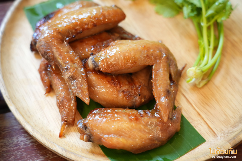 ร้านอาหารปากช่อง, จ้ำเข่า, ร้านอาหารอร่อยปากช่อง, ร้านส้มตำอร่อยปากช่อง, จ้ำเข่า ร้านอาหารอีสานสไตล์คาเฟ่ แซ่บนัวแห่งปากช่อง