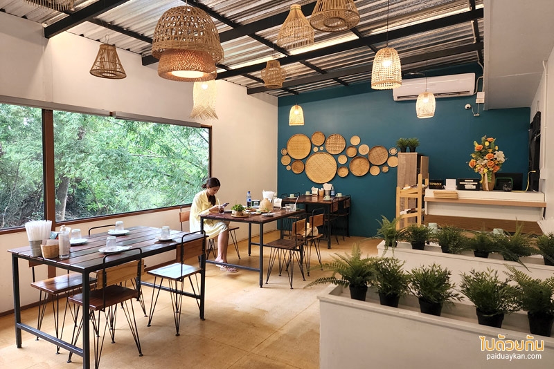 ร้านอาหารปากช่อง, จ้ำเข่า, ร้านอาหารอร่อยปากช่อง, ร้านส้มตำอร่อยปากช่อง, จ้ำเข่า ร้านอาหารอีสานสไตล์คาเฟ่ แซ่บนัวแห่งปากช่อง