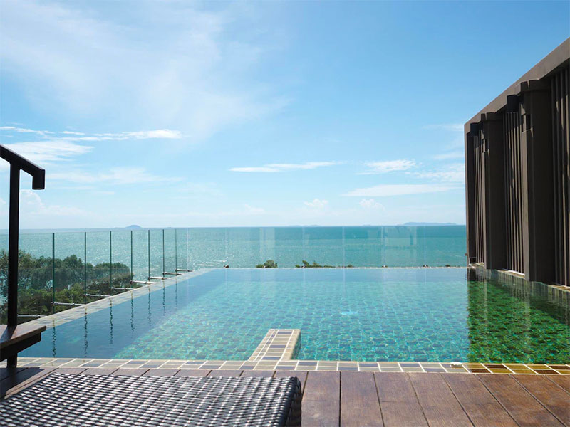 ที่พักบางเสร่, ที่พักบางเสร่ติดทะเล, ที่พักบางเสร่ราคาถูก, ที่พักบางแสร่มีสระว่ายน้ำ, 10  ที่พักบางเสร่ ชายหาดที่ตอบโจทย์คนรักความสงบ