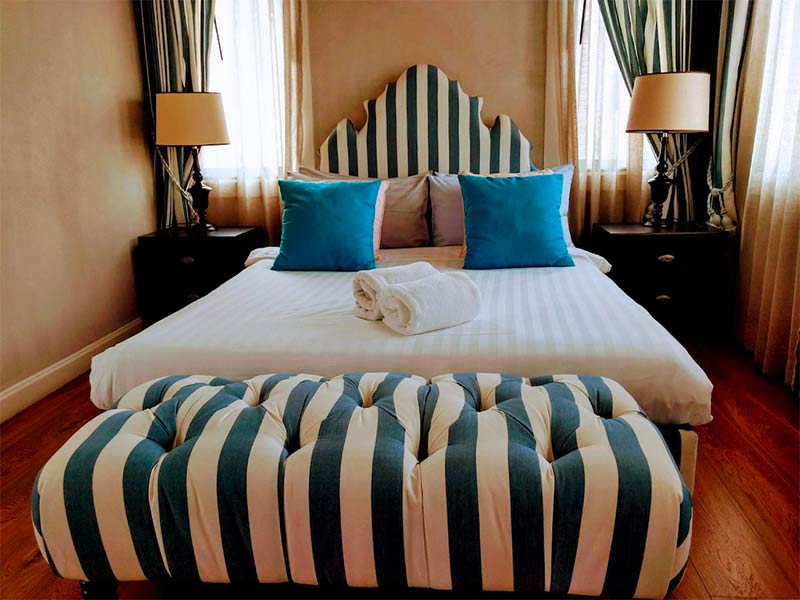 ที่พักบางเสร่, ที่พักบางเสร่ติดทะเล, ที่พักบางเสร่ราคาถูก, ที่พักบางแสร่มีสระว่ายน้ำ, 10  ที่พักบางเสร่ ชายหาดที่ตอบโจทย์คนรักความสงบ