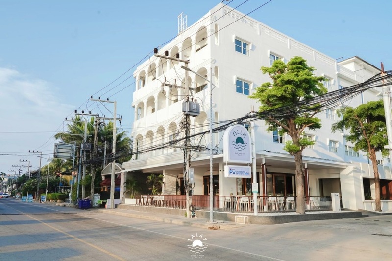 away by a day, bay window at sea cha-am, eco cozy beachfront resort chaam, elmas cha-am desige hotel, lullaby the sea, mimi & jim co-living space, springfield at sea resort & spa, sun marina cha-am, sun marina cha-am hotel, talay hotel & villa, vann hua hin resort, ซันมารีน่า ชะอำ, ทะเล โฮเทล แอนด์ วิลล่า, ที่พักชะอำ, ที่พักชะอำ 2024, ที่พักชะอำ 2567, ที่พักชะอำ ติดทะเล, ที่พักชะอำ หัวหิน, ที่พักชะอำติดทะเล, ที่พักชะอำติดทะเล 2024, ที่พักชะอำติดทะเล 2567, ที่พักเพชรบุรี ติดทะเล, มีมี่ แอนด์ จิม โค-ลีฟวิ่ง สเปซ, รถบ้านชะอำ, รีสอร์ตชะอำ, ลั้ลลาบาย เดอะ ซี, สปริงฟิลด์ แอท ซี รีสอร์ต แอนด์ สปา, อีโค่ โคซี่ บีชฟร้อน รีสอร์ต ชะอำ, เบย์ วินโดว์ แอท ซี ชะอำ, เอลมาส ชะอำ ดีไซน์ โฮเทล, แวนน์ หัวหิน รีสอร์ต, โรงแรมชะอำ, top 10+ ที่พักชะอำ ติดทะเล จังหวัดเพชรบุรี [กรกฎาคม 2024] พักผ่อนสบาย ถ่ายรูปเพลิน