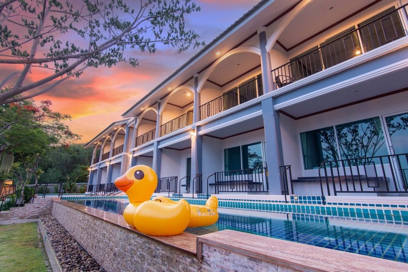 top 11+ ที่พักแสมสาร 2567 ติดทะเล ราคาถูก โฮมสเตย์แสมสาร