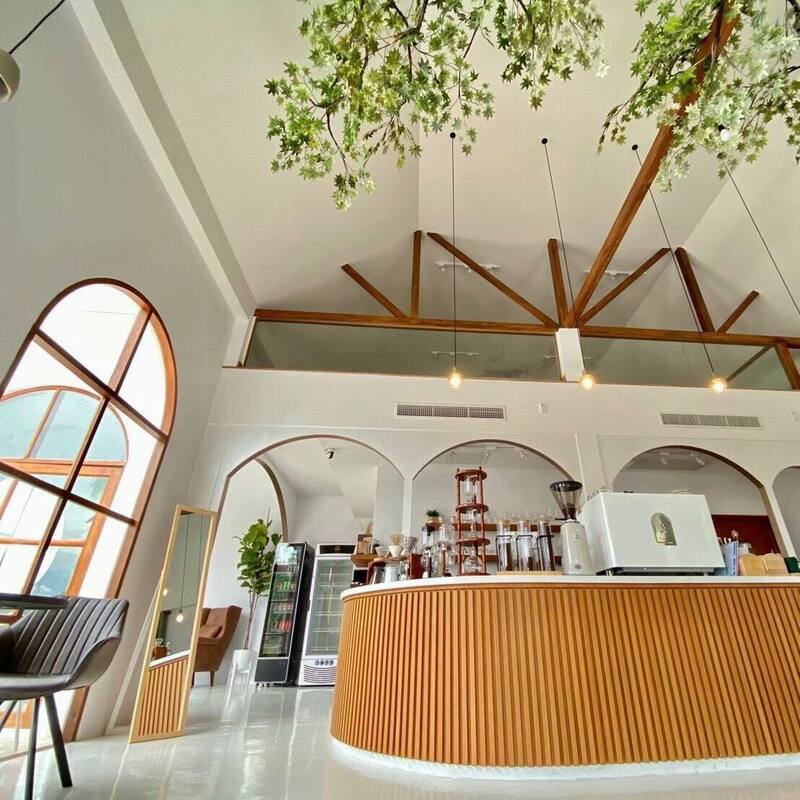 treescape pattaya คาเฟ่สุดน่ารักสไตล์ชิลๆ ใจกลางเมืองพัทยา!