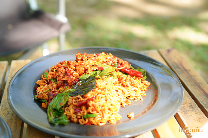 buhom cafe camping, บุฮม คาเฟ่), คาเฟ่เชียงคาน, คาเฟ่แคมปปิ้งเชียงคาน, buhom cafe คาเฟ่สไตล์แคมป์ปิ้ง จัดเต็มพรอพแบบแน่นๆ  