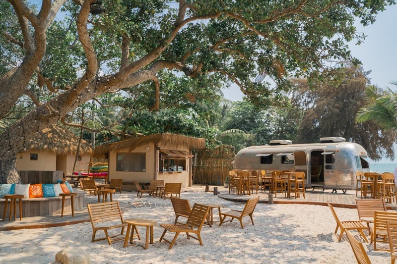 bake and more, bellinee’s rayong, guer cafe, happy camper rayong, happy camper คาเฟ่, mama don’t like espresso bar & bake lab, mhuan fun cafe & art, misahouse, phala craft coffee roasters, seaseoul cafe, she sails cafe & beach club, she sails rayong, the creeper house, triple o coffee, u cup coffee, คาเฟ่ระยอง, คาเฟ่ระยอง 2024, คาเฟ่ระยอง 2567, คาเฟ่ริมทะเล ระยอง, คาเฟ่เปิดใหม่ ระยอง, คาเฟ่ใกลฉัน, ซีโซล คาเฟ่, ปาฎี, มาม่า ดอนท์ ไลท์ คาเฟ่, มิสะเฮ้าท์, ระยอง 2024, ระยอง 2567, ระยอง คาเฟ่, ร้านปาฎี, ร้านเกื้อ, สวนก๋ง, เที่ยวระยอง, เบค แอนด์ มอร์ คาเฟ่, เบลลินี่ ระยอง, เหมือนฝัน คาเฟ่, top 15+ คาเฟ่ระยอง [สิงหาคม 2024] นั่งจิบชากาแฟ ทานเบเกอรี่ ดื่มด่ำธรรมชาติ รับลมริมทะเล