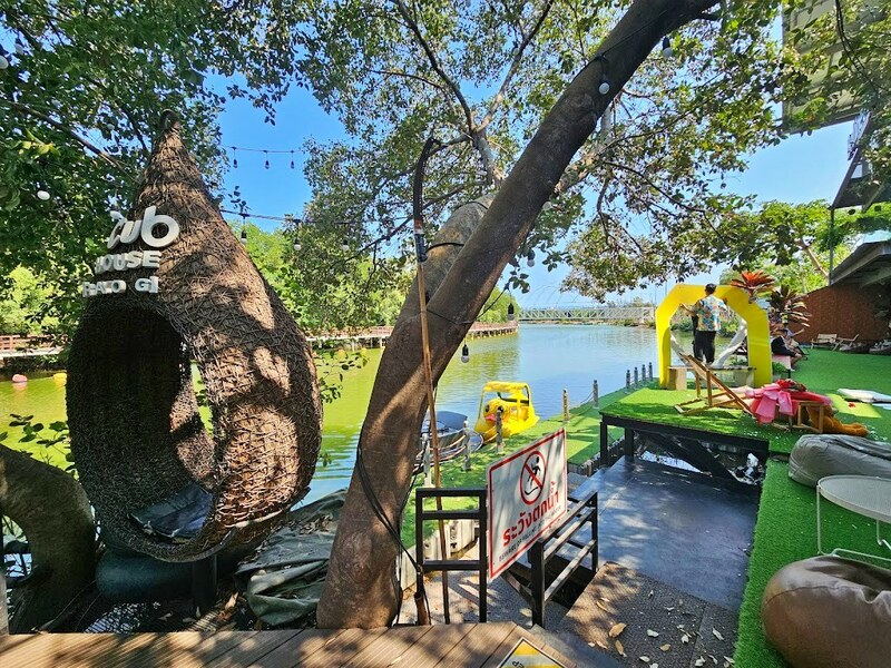 bake and more, bellinee’s rayong, guer cafe, happy camper rayong, happy camper คาเฟ่, mama don’t like espresso bar & bake lab, mhuan fun cafe & art, misahouse, phala craft coffee roasters, seaseoul cafe, she sails cafe & beach club, she sails rayong, the creeper house, triple o coffee, u cup coffee, คาเฟ่ระยอง, คาเฟ่ระยอง 2024, คาเฟ่ระยอง 2567, คาเฟ่ริมทะเล ระยอง, คาเฟ่เปิดใหม่ ระยอง, คาเฟ่ใกลฉัน, ซีโซล คาเฟ่, ปาฎี, มาม่า ดอนท์ ไลท์ คาเฟ่, มิสะเฮ้าท์, ระยอง 2024, ระยอง 2567, ระยอง คาเฟ่, ร้านปาฎี, ร้านเกื้อ, สวนก๋ง, เที่ยวระยอง, เบค แอนด์ มอร์ คาเฟ่, เบลลินี่ ระยอง, เหมือนฝัน คาเฟ่, top 15+ คาเฟ่ระยอง [สิงหาคม 2024] นั่งจิบชากาแฟ ทานเบเกอรี่ ดื่มด่ำธรรมชาติ รับลมริมทะเล