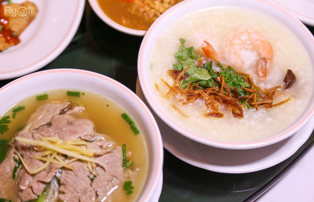 top 6+ ร้าน แหนมเนือง และ เฝอ หม้อไฟ บุฟเฟ่ต์ เมนูสุขภาพสไตล์เวียดนาม