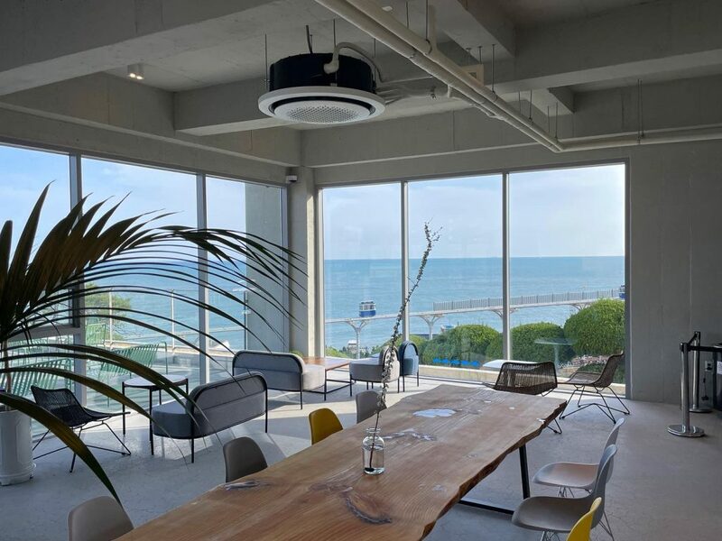 168 stairs, biff square, blue line park, busan international film festival, cheongsapo, gamcheon culture village, haedong yonggungsa, haeundae beach, little prince, nampodong shopping street, ocean breeze, sky capsule haeundae blue line park, songdo beach, songdo sky park, songdo sky walk, the bay 101, yacht club, คาเฟ่รถไฟแคปซูล, ชายหาดซงโด, ชายหาดแฮอุนแด, ตลาดนัมโพดง, ถ่ายรูปกับเจ้าชายน้อย, ทะเลปูซาน, ปูซาน 2024, ปูซาน 2567, ปูซานเกาลี 2567, ปูซานเกาหลี 2024, ปูซานเที่ยวไหนดี, พระสังกัจจายน์สีทอง, มุมลับ the bay 101, รถไฟปูซาน, รถไฟแคปซูล, วัดแฮดง ยงกุงซา, สตีทฟู๊ดเกาหลี, หมู่บ้านคัมชอน, อาหารเกาหลี, เที่ยวปูซาน, เที่ยวเกาหลี, เที่ยวเกาหลี 2024, เที่ยวเกาหลี 2567, แพนเค้กเกาหลี, โรงแรมในหมู่บ้านคัมชอน, โฮต็อก, top 10+ ที่เที่ยวปูซาน เกาหลีใต้ วิวปัง ถ่ายรูปสวย