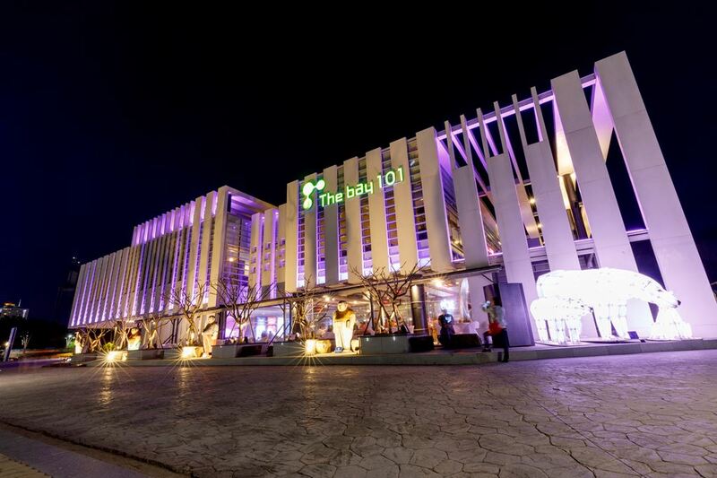 168 stairs, biff square, blue line park, busan international film festival, cheongsapo, gamcheon culture village, haedong yonggungsa, haeundae beach, little prince, nampodong shopping street, ocean breeze, sky capsule haeundae blue line park, songdo beach, songdo sky park, songdo sky walk, the bay 101, yacht club, คาเฟ่รถไฟแคปซูล, ชายหาดซงโด, ชายหาดแฮอุนแด, ตลาดนัมโพดง, ถ่ายรูปกับเจ้าชายน้อย, ทะเลปูซาน, ปูซาน 2024, ปูซาน 2567, ปูซานเกาลี 2567, ปูซานเกาหลี 2024, ปูซานเที่ยวไหนดี, พระสังกัจจายน์สีทอง, มุมลับ the bay 101, รถไฟปูซาน, รถไฟแคปซูล, วัดแฮดง ยงกุงซา, สตีทฟู๊ดเกาหลี, หมู่บ้านคัมชอน, อาหารเกาหลี, เที่ยวปูซาน, เที่ยวเกาหลี, เที่ยวเกาหลี 2024, เที่ยวเกาหลี 2567, แพนเค้กเกาหลี, โรงแรมในหมู่บ้านคัมชอน, โฮต็อก, top 10+ ที่เที่ยวปูซาน เกาหลีใต้ วิวปัง ถ่ายรูปสวย