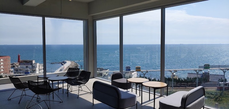 168 stairs, biff square, blue line park, busan international film festival, cheongsapo, gamcheon culture village, haedong yonggungsa, haeundae beach, little prince, nampodong shopping street, ocean breeze, sky capsule haeundae blue line park, songdo beach, songdo sky park, songdo sky walk, the bay 101, yacht club, คาเฟ่รถไฟแคปซูล, ชายหาดซงโด, ชายหาดแฮอุนแด, ตลาดนัมโพดง, ถ่ายรูปกับเจ้าชายน้อย, ทะเลปูซาน, ปูซาน 2024, ปูซาน 2567, ปูซานเกาลี 2567, ปูซานเกาหลี 2024, ปูซานเที่ยวไหนดี, พระสังกัจจายน์สีทอง, มุมลับ the bay 101, รถไฟปูซาน, รถไฟแคปซูล, วัดแฮดง ยงกุงซา, สตีทฟู๊ดเกาหลี, หมู่บ้านคัมชอน, อาหารเกาหลี, เที่ยวปูซาน, เที่ยวเกาหลี, เที่ยวเกาหลี 2024, เที่ยวเกาหลี 2567, แพนเค้กเกาหลี, โรงแรมในหมู่บ้านคัมชอน, โฮต็อก, top 10+ ที่เที่ยวปูซาน [สิงหาคม 2024] เกาหลีใต้ วิวปัง ถ่ายรูปสวย