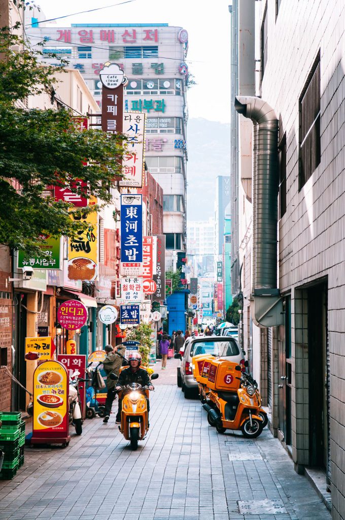 168 stairs, biff square, blue line park, busan international film festival, cheongsapo, gamcheon culture village, haedong yonggungsa, haeundae beach, little prince, nampodong shopping street, ocean breeze, sky capsule haeundae blue line park, songdo beach, songdo sky park, songdo sky walk, the bay 101, yacht club, คาเฟ่รถไฟแคปซูล, ชายหาดซงโด, ชายหาดแฮอุนแด, ตลาดนัมโพดง, ถ่ายรูปกับเจ้าชายน้อย, ทะเลปูซาน, ปูซาน 2024, ปูซาน 2567, ปูซานเกาลี 2567, ปูซานเกาหลี 2024, ปูซานเที่ยวไหนดี, พระสังกัจจายน์สีทอง, มุมลับ the bay 101, รถไฟปูซาน, รถไฟแคปซูล, วัดแฮดง ยงกุงซา, สตีทฟู๊ดเกาหลี, หมู่บ้านคัมชอน, อาหารเกาหลี, เที่ยวปูซาน, เที่ยวเกาหลี, เที่ยวเกาหลี 2024, เที่ยวเกาหลี 2567, แพนเค้กเกาหลี, โรงแรมในหมู่บ้านคัมชอน, โฮต็อก, top 10+ ที่เที่ยวปูซาน [สิงหาคม 2024] เกาหลีใต้ วิวปัง ถ่ายรูปสวย