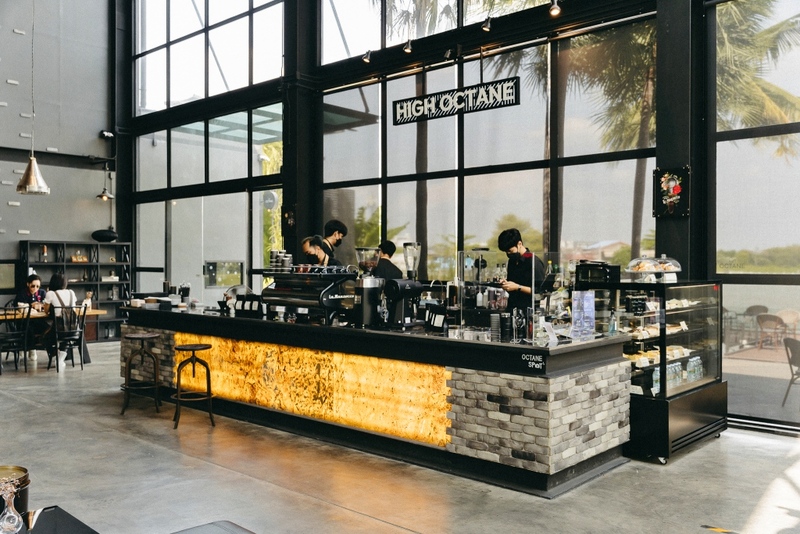 10cc coffee and co, 6 zero garage & roaster, breeze cafe & bar, dna คาเฟ่, dna.do not awkward cafe, dx playground, dx playground cafe’ & bistro, hidden backyard, high octane café, kanomprang, mitte coffee, nooch coffee, plantnery green cafe, rynn kaffe, rynn kaffe specialty coffee, we roast cafe, whistlehomecafe, yerm chocolate, คาเฟ่ ย่านเมืองทองธานี, คาเฟ่นนทบุรี, คาเฟ่ริมทะเลสาบเมืองทอง, คาเฟ่เมืองทอง, คาเฟ่เมืองทอง 2024, คาเฟ่เมืองทอง 2567, คาเฟ่เมืองทอง นนทบุรี, คาเฟ่เมืองทองธานี, คาเฟ่เมืองทองธานี 2024, คาเฟ่เมืองทองธานี 2567, คาเฟ่ใกล้ฉัน, คาเฟ่ในเมืองทอง, ทิมเบอร์ริง ขนมปราง, นุช คอฟฟี่, รีวิวคาเฟ่เมืองทอง, แพลนท์เนอรี กรีน คาเฟ่, top 15+ คาเฟ่เมืองทองธานี 2024 หลากสไตล์ หลายดีไซน์ น่านั่งชิลล์ตามฟีลสุด ๆ