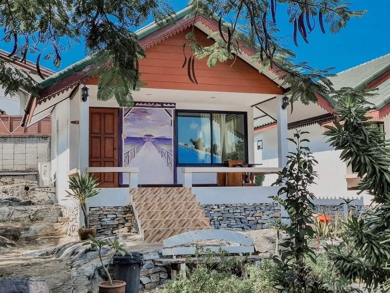 top 12+ ที่พักเกาะสีชัง 2567 ที่พักเปิดใหม่วิวสวย ดื่มด่ำบรรยากาศกลางทะเล