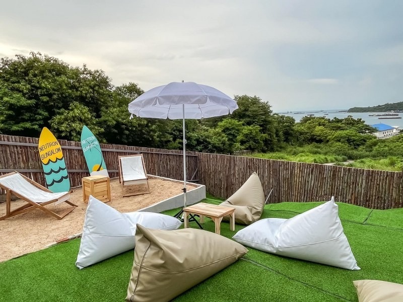 top 12+ ที่พักเกาะสีชัง 2567 ที่พักเปิดใหม่วิวสวย ดื่มด่ำบรรยากาศกลางทะเล