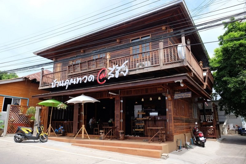 top 12+ ที่พักเกาะสีชัง 2567 ที่พักเปิดใหม่วิวสวย ดื่มด่ำบรรยากาศกลางทะเล